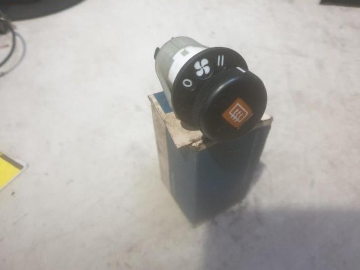 RADIATEUR COMMUTATEUR Opel Kadett D (01-1970/-) (90069109), Autos : Pièces & Accessoires, Tableau de bord & Interrupteurs, Opel