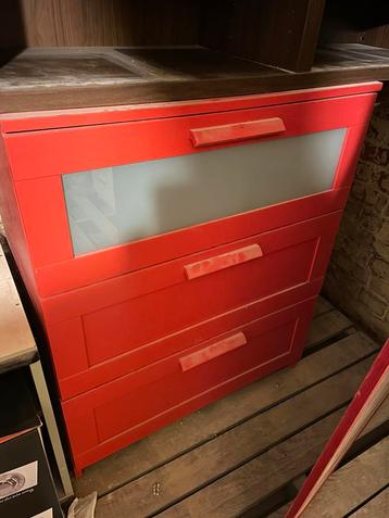 Dressoir met 3 laden 10 euro beschikbaar voor biedingen