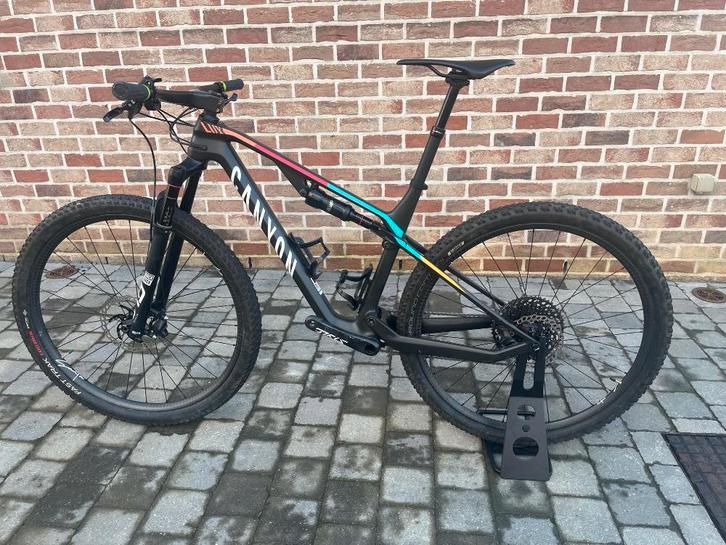 VTT carbone avec roues carbone - Canyon Lux CF SL 8.0, Vélos & Vélomoteurs, Vélos | VTT & Mountainbikes, Utilisé, 53 à 57 cm, VTT tout suspendu
