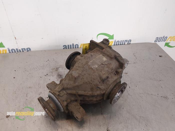 Differentieel achter van een BMW 3-Serie, Auto-onderdelen, Remmen en Aandrijving, BMW, Gebruikt, 3 maanden garantie