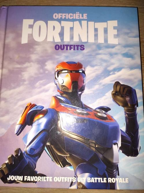 Mariella Manfré - Officiele Fortnite outfits, Boeken, Overige Boeken, Gelezen, Ophalen