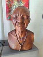 Grand buste africain, Enlèvement