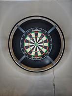 Bord+omranding+verlichting+mat+ 2sets pijlen+ accesoires, Sport en Fitness, Darts, Ophalen, Zo goed als nieuw, Pijlen