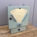 Vintage apotheek kastje met spiegel, Antiek en Kunst, Curiosa en Brocante, Ophalen