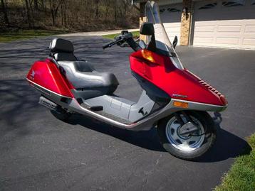 GEZOCHT: Honda CN250 Spazio beschikbaar voor biedingen
