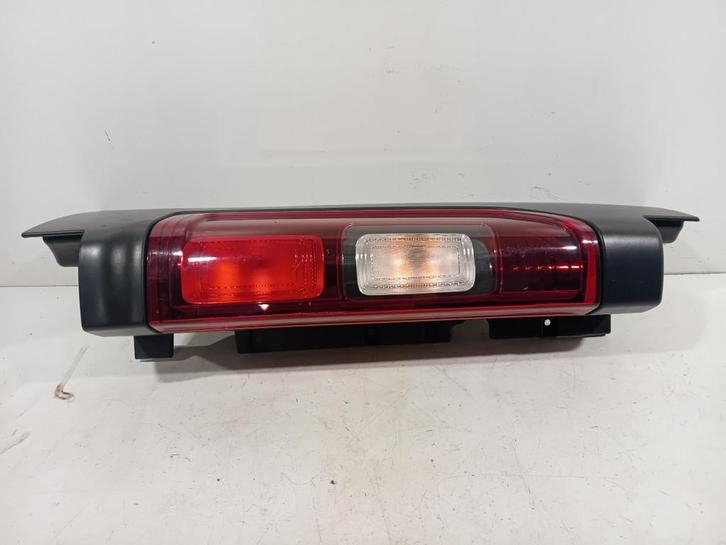 ACHTERLICHT LINKS BUITEN Opel Vivaro (01-2014/12-2019), Auto-onderdelen, Verlichting, Opel, Gebruikt