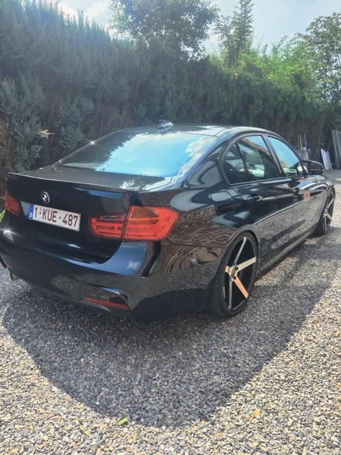 Bmw série 3 F30, Autos, BMW, Particulier, Série 3, Diesel, Euro 5, Berline, 5 portes, Boîte manuelle, Noir, Noir, Cuir et Alcantara