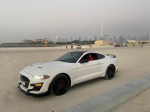 Ford mustang SHELBY bodykit, Auto's, Ford, Particulier, Mustang, Benzine, Coupé, 3 deurs, Automaat, Wit, Overige kleuren, Leder