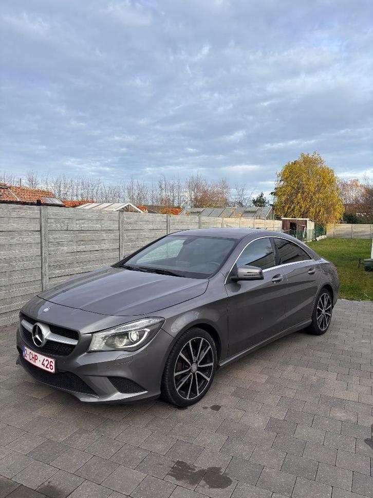Mercedes CLA 180d EURO 6B 104000km, Auto's, Mercedes-Benz, Particulier, CLA, ABS, Achteruitrijcamera, Adaptieve lichten, Adaptive Cruise Control