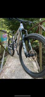 Specialized status, Fietsen en Brommers, Ophalen, Zo goed als nieuw