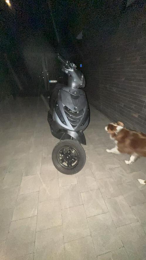 Zip 172cc ac b klasse, Fietsen en Brommers, Scooters | Piaggio, Zip, Ophalen