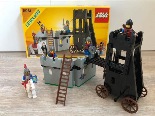 lego château 6061 tour de siège legoland chevaliers, Enfants & Bébés, Jouets | Duplo & Lego, Comme neuf, Lego, Ensemble complet