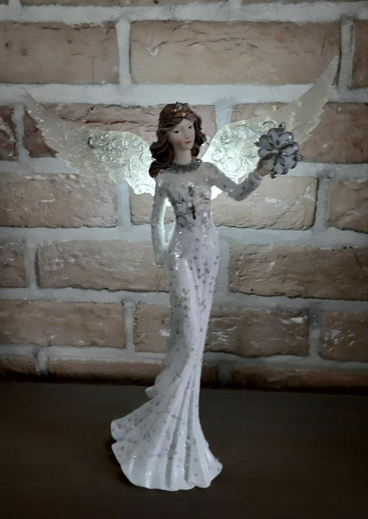 Kerstdecoratie : witte engel H 41 cm - vleugels met licht, Diversen, Kerst, Nieuw, Ophalen of Verzenden