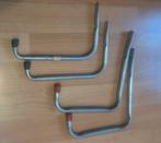 4 haken om iets op te hangen aan de muur, Ophalen