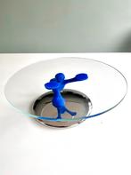 ALESSI taartenschotel Running man blauw, Huis en Inrichting, Ophalen, Zo goed als nieuw, Rond, Kunststof