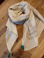 Foulard imprimé blanc gris (carré 100 cm), Ophalen of Verzenden, Zo goed als nieuw, Pashmina