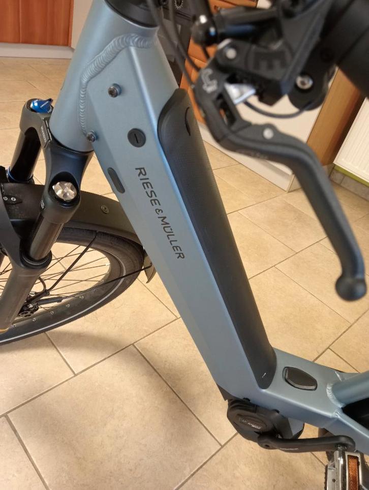RIES & MULLER, Fietsen en Brommers, Elektrische fietsen, Zo goed als nieuw, Riese & Müller, 47 tot 51 cm, 50 km per accu of meer
