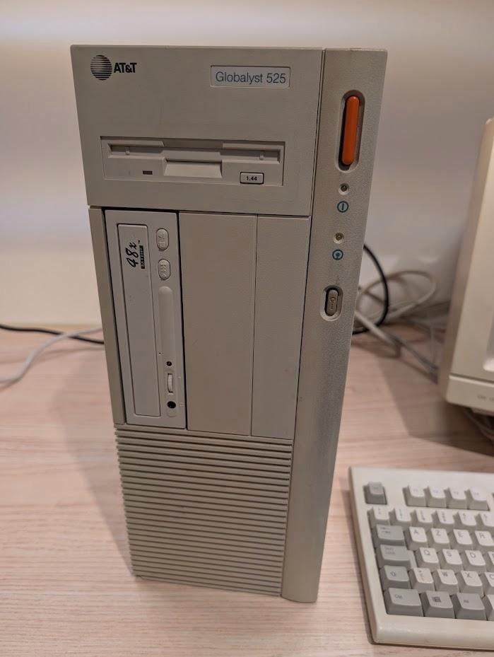 AT&T Globalyst 525 486DX2 66Mhz RAM 16 MB HDD 256 MB, Computers en Software, Vintage Computers, Ophalen