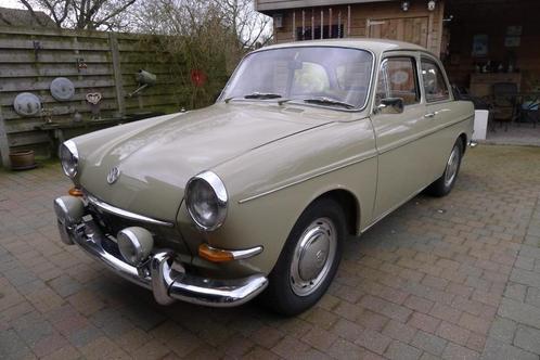 VW type3 ponton, Auto's, Oldtimers, Particulier, Radio, Volkswagen, Benzine, Berline, 2 deurs, Handgeschakeld, Beige, Beige, Kunstmatig leder