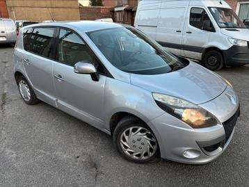 Renault SCENIC 1.5 DCI 2011  disponible aux enchères