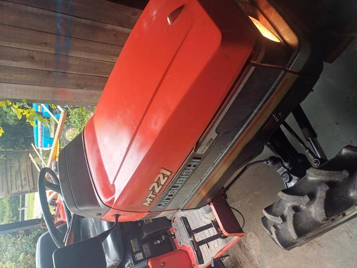 Mitsubishi 4x4 met goede moter 22pk 4000eu btw inbegrepen, Zakelijke goederen, Landbouw | Tractoren, Gebruikt, Ophalen of Verzenden