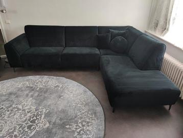 Hoekzetel in zwart fluweel (Perfecte staat!) beschikbaar voor biedingen
