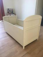 Vintage babykamer (bed, commode en kleerkast), Gebruikt, Ophalen of Verzenden