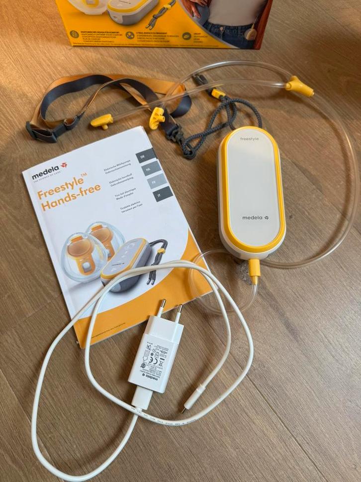 Medela freestyle borstkolf, Kinderen en Baby's, Babyvoeding en Toebehoren, Zo goed als nieuw, Borstkolf, Ophalen of Verzenden