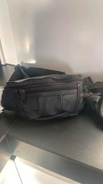 Heuptasjes, Enlèvement, Comme neuf