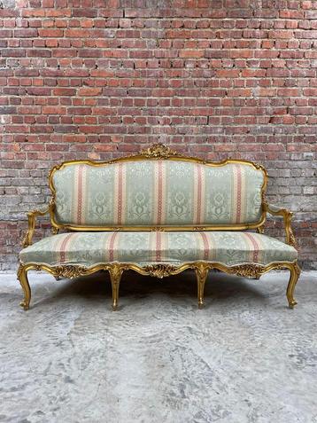Antieke Louis XV-stijl Gouden Bank met Gobelin Bekleding beschikbaar voor biedingen