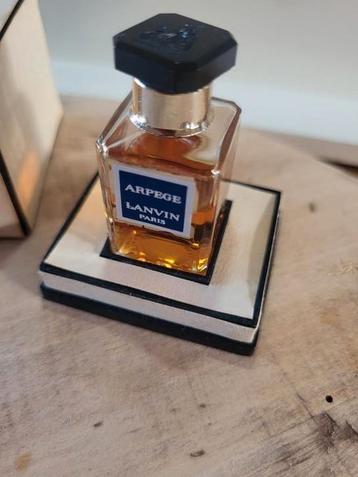  🤩❣️miniatuur parfum vintage❣️🤩lanvin nr 4711 zeldzaam  beschikbaar voor biedingen