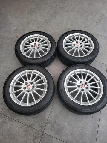 Originele.jaguar xe 17 inch velgen met nieuwe banden beschikbaar voor biedingen