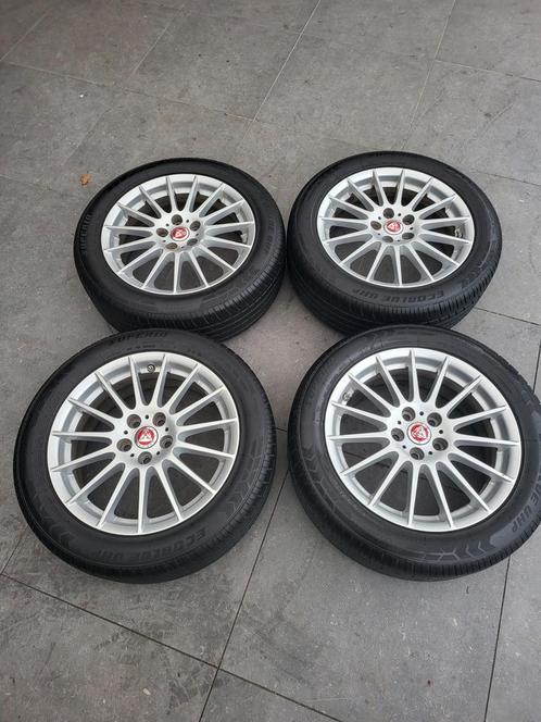 Originele.jaguar xe 17 inch velgen met nieuwe banden, Auto-onderdelen, Banden en Velgen, Band(en), 17 inch, 205 mm, Personenwagen