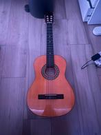 Guitare Hora format 3/4, Musique & Instruments, Instruments à corde | Guitares | Acoustiques, Enlèvement, Comme neuf