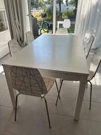 Ensemble table et chaises, Enlèvement, Utilisé