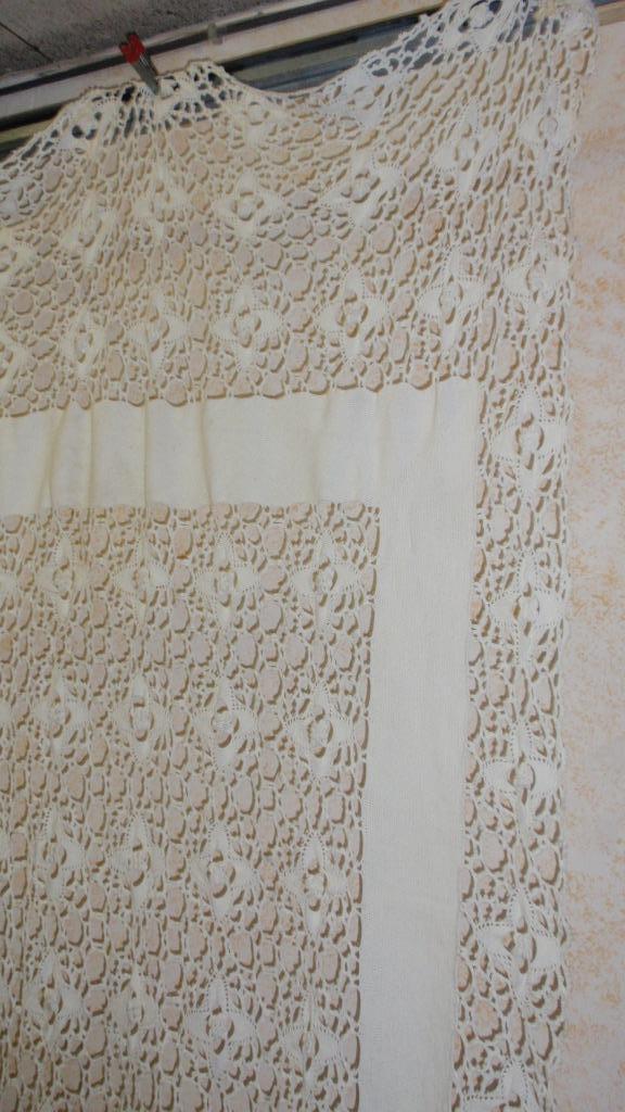 Zeer mooie grote haakwerk handwerk bedsprei of tafellaken, Huis en Inrichting, Tafelkleden, Gebruikt, Rechthoek, Binnen, Ophalen of Verzenden