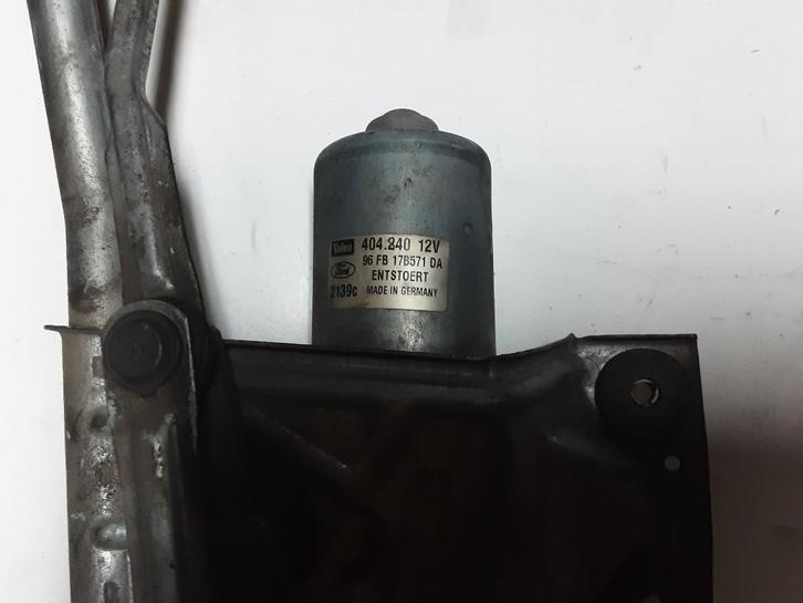 RUITENWISSERMOTOR VOOR Ford Puma (96FB17B571DA), Auto-onderdelen, Ruiten en Toebehoren, Ford, Gebruikt