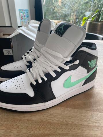 Air Jordan 1 Mid – White/Green Glow-Black – Neuves, Enlèvement