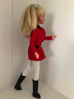 Barbie 1997 | Equestrian Amazone #18198 | Kleding en schoene, Ophalen of Verzenden, Zo goed als nieuw, Kleertjes