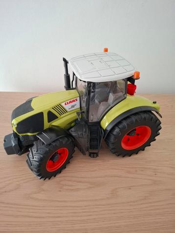 Bruder Claas Axion 950 tractor beschikbaar voor biedingen