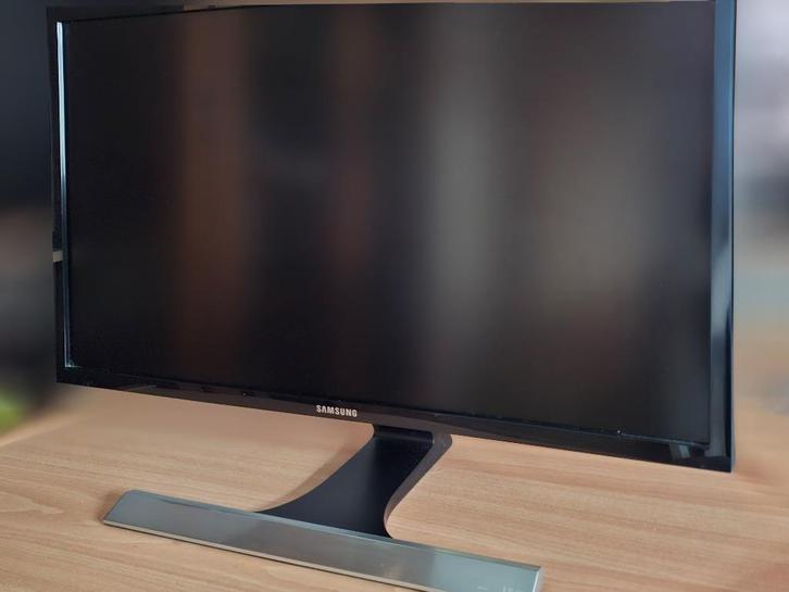PC Monitor, Computers en Software, Monitoren, Gebruikt, 61 t/m 100 Hz, DisplayPort, HDMI, Gaming, LED, Ultra HD (4K), Ophalen