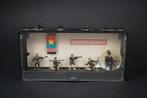 Vietcong soldaatjes in display box van Pocket Force 1990, Verzamelen, Poppetjes en Figuurtjes, Ophalen of Verzenden