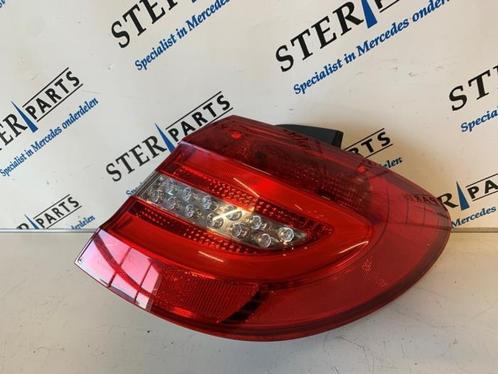 Achterlicht rechts van een Mercedes B-Klasse, Auto-onderdelen, Verlichting, Mercedes-Benz, Nieuw, 3 maanden garantie, Ophalen of Verzenden