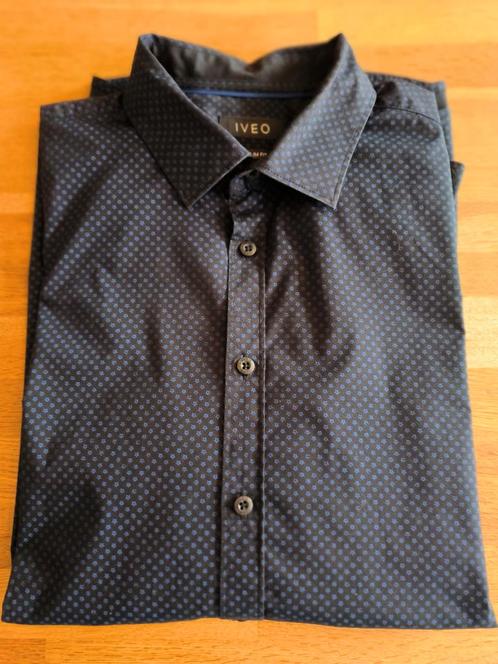 Zwart heren hemd met blauwe sterren mt L slim fit jbc, Kleding | Heren, Overhemden, Zo goed als nieuw, Halswijdte 41/42 (L), Zwart
