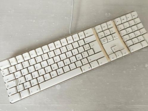 Apple klavier, Computers en Software, Toetsenborden, Zo goed als nieuw, Azerty, Bedraad, Ophalen of Verzenden