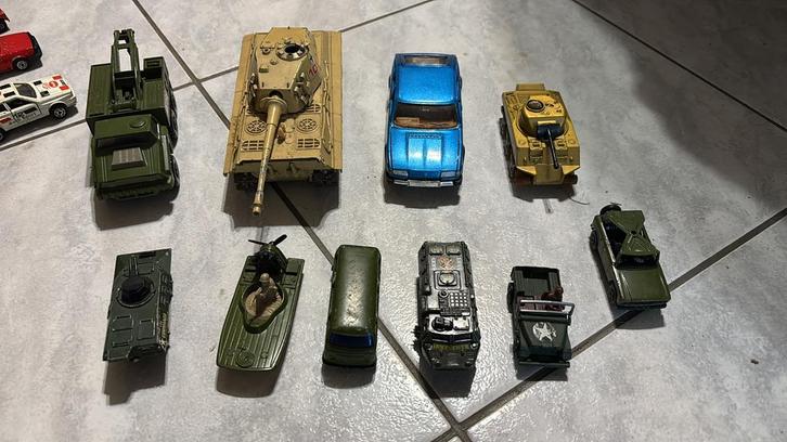 Véhicule militajre majorette macth box, Collections, Jouets miniatures, Comme neuf, Enlèvement ou Envoi