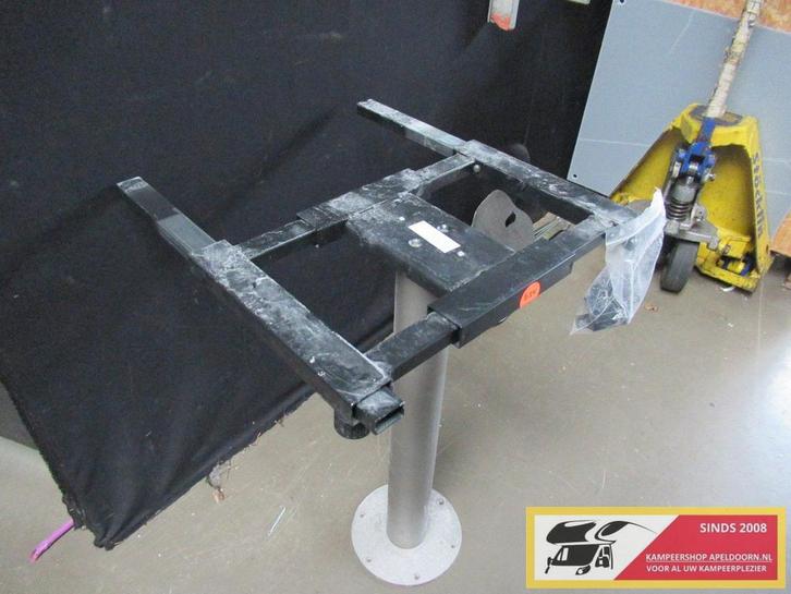 uitschuiftafel 70 hoog nr. 635, Caravans en Kamperen, Caravanaccessoires, Gebruikt, Ophalen of Verzenden