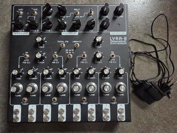 Soma Lyra-8 in uitmuntende staat beschikbaar voor biedingen