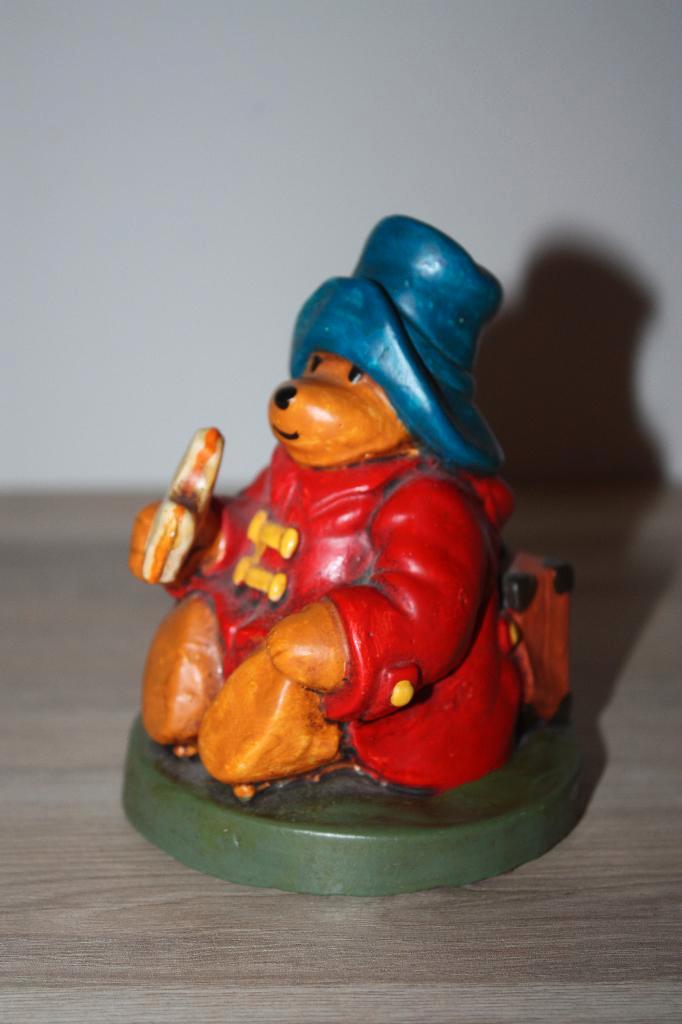 Beeldje Paddington Bear , 10 cm hoog , als nieuw, Collections, Cinéma & Télévision, Comme neuf, TV, Enlèvement ou Envoi