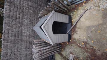 PVC dierenhok +- 60 op 60 al hoog beschikbaar voor biedingen